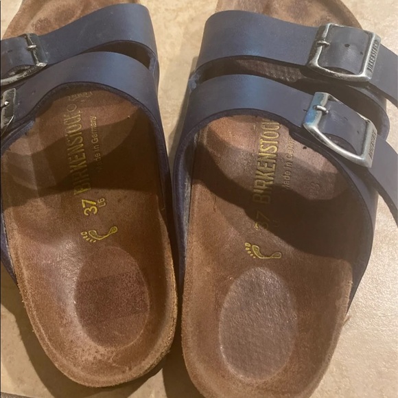 SOLD - Picture 2 of 5